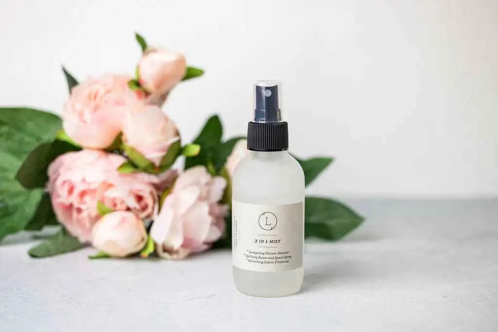 Luxury Christmas Gift Basket for Her – Relaxation Spa Set with Eucalyptus Bath Products, Mug, Candle & Holiday Treats