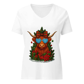 Cute Christmas Highland Cow Women’s V-Neck T-Shirt – Festive Holiday Wear